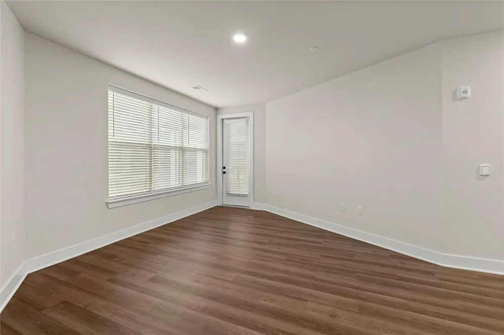 2648 Sandy Plains Road #422 Marietta, GA 30066