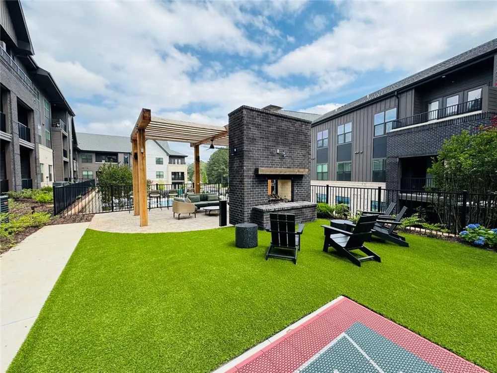 2648 Sandy Plains Road #422 Marietta, GA 30066