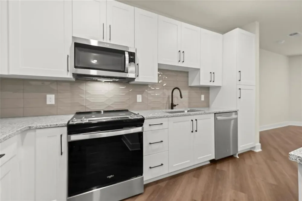 2648 Sandy Plains Road #422 Marietta, GA 30066