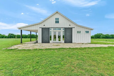 5235 Fm 1752 S