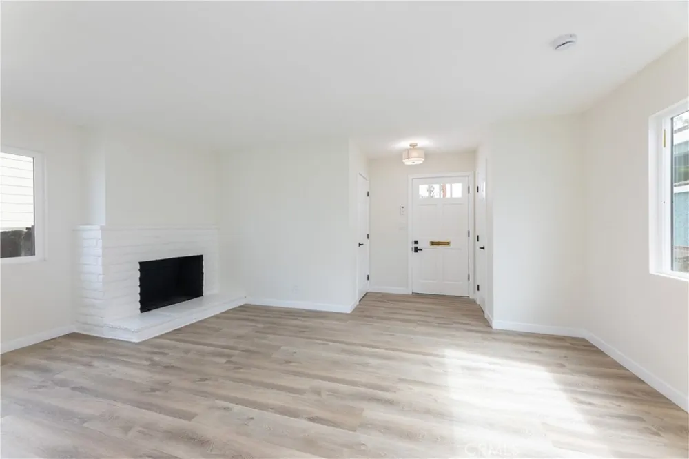 1730 W Spring Street Long Beach, CA 90810