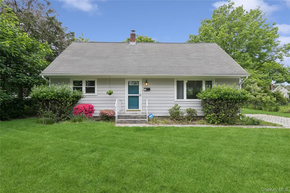111 Miller Road Southampton, NY 11968