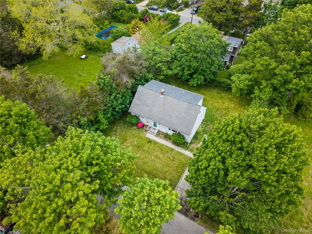 111 Miller Road Southampton, NY 11968