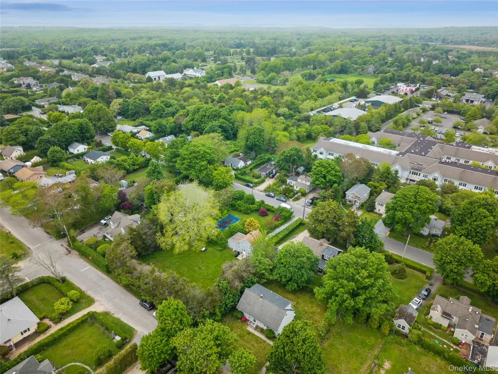 111 Miller Road Southampton, NY 11968