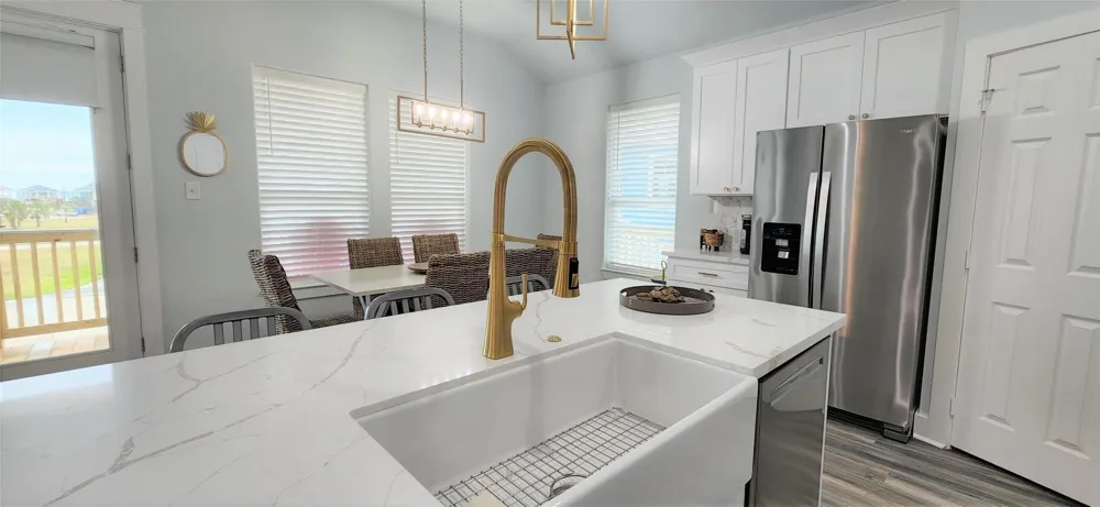 25010 San Simeon Ct Galveston, TX 77554