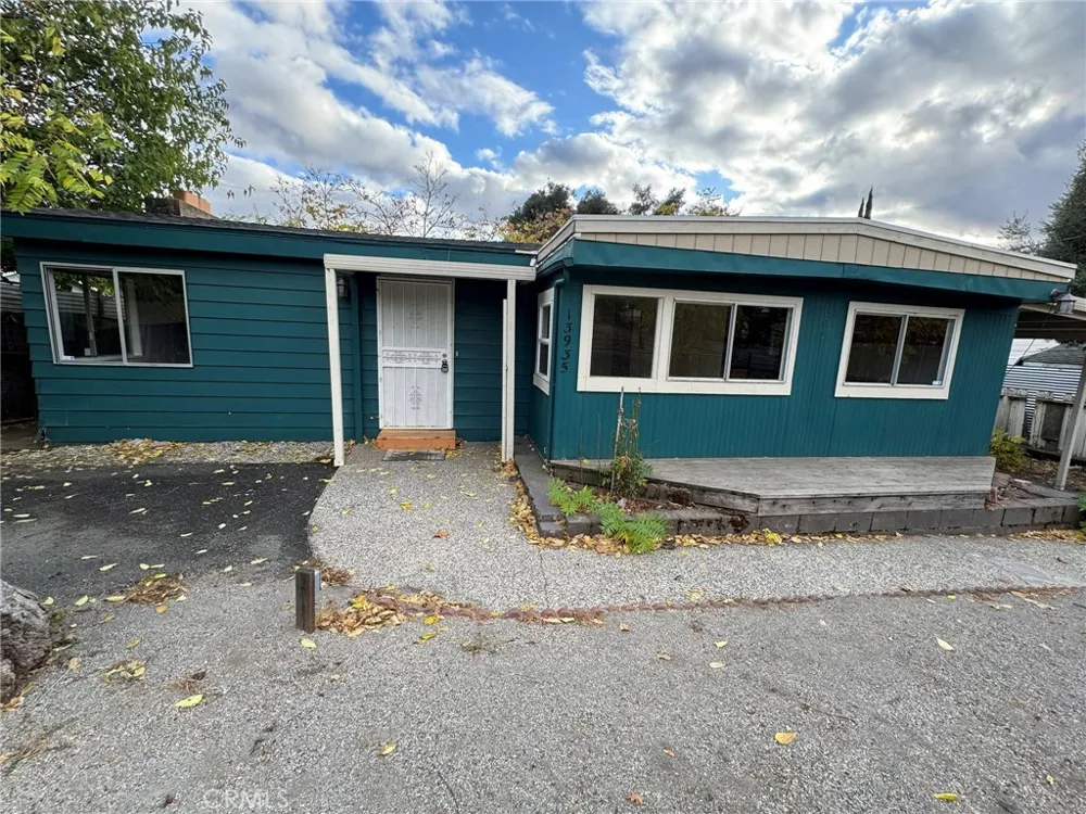13935 Manakee Clearlake, CA 95422