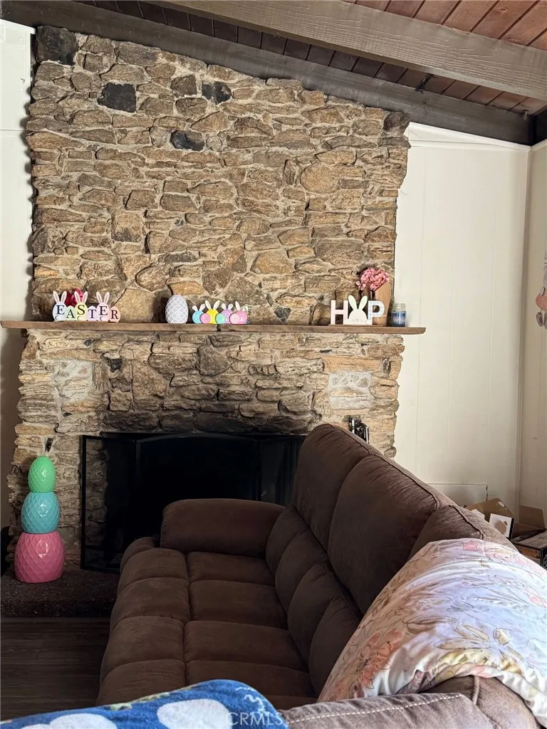 13935 Manakee Clearlake, CA 95422