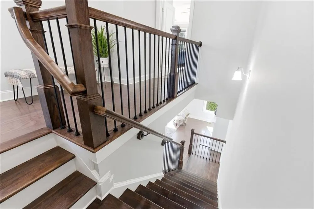 10196 Windalier Way Roswell, GA 30076