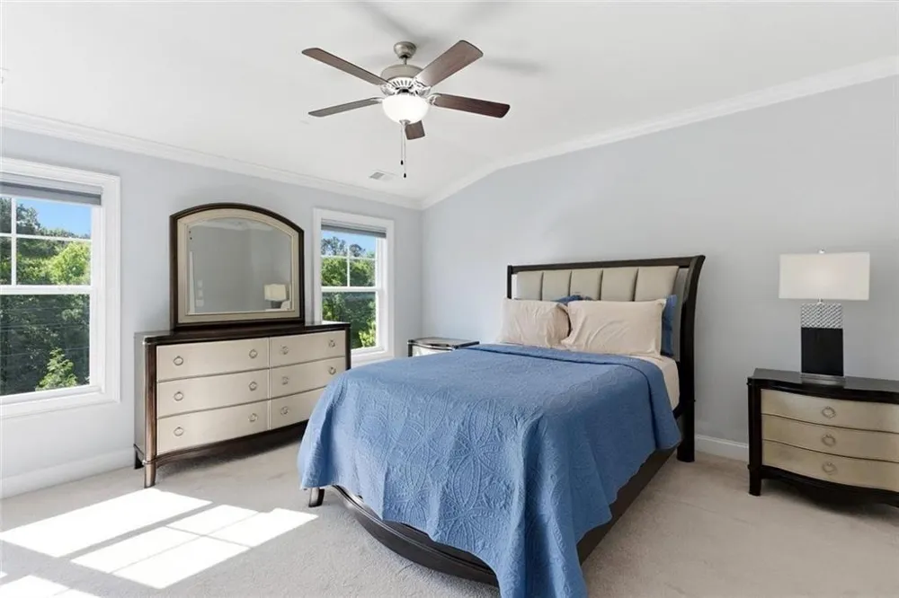 10196 Windalier Way Roswell, GA 30076