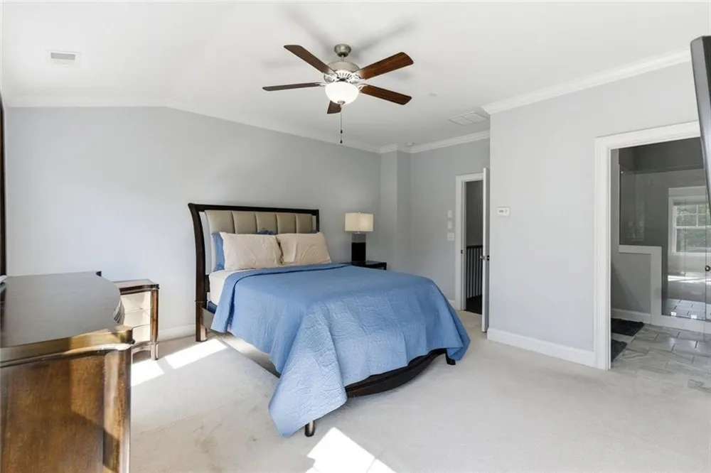 10196 Windalier Way Roswell, GA 30076