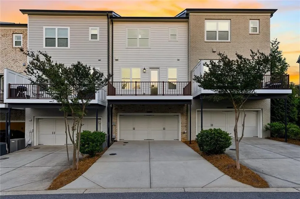 10196 Windalier Way Roswell, GA 30076