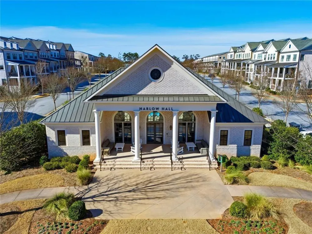 10196 Windalier Way Roswell, GA 30076