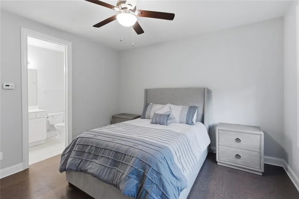 10196 Windalier Way Roswell, GA 30076
