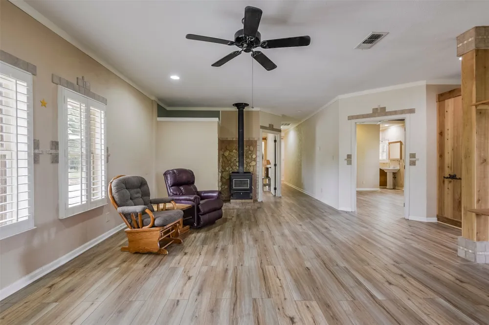3625 Carla Court Granbury, TX 76049
