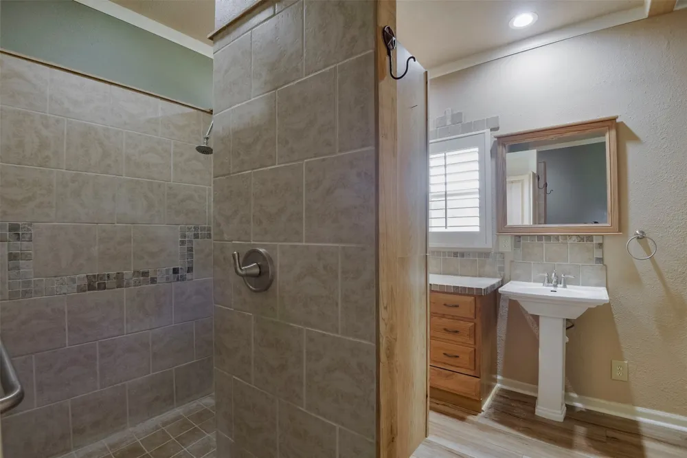 3625 Carla Court Granbury, TX 76049