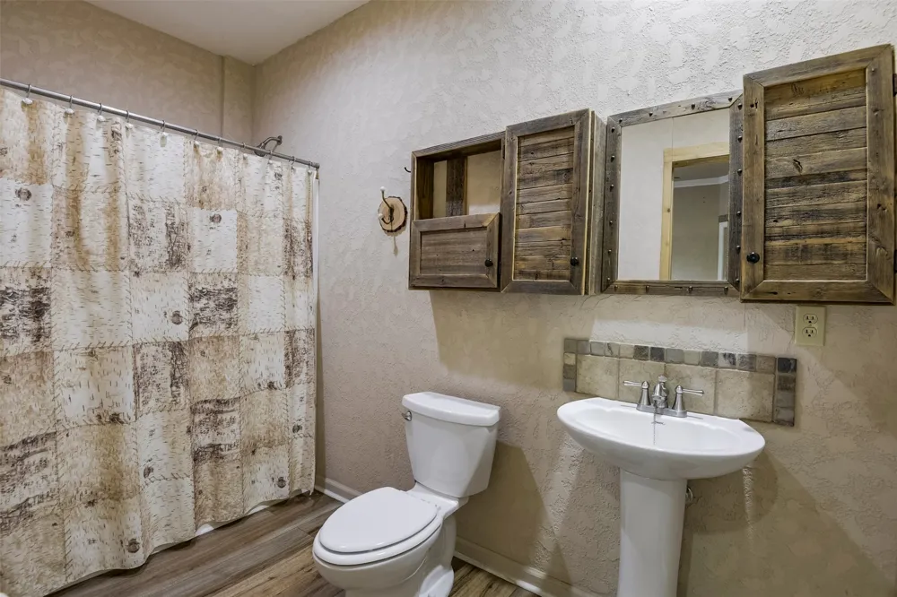 3625 Carla Court Granbury, TX 76049