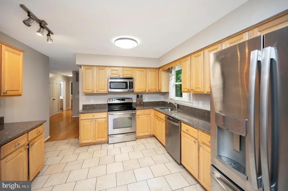 679 CROPP ROAD Fredericksburg, VA 22406