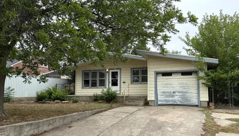 911 DUNCAN STREET