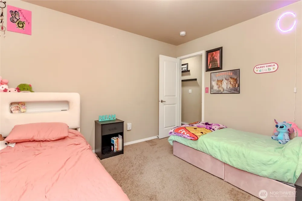 17609 146th Avenue E Orting, WA 98360