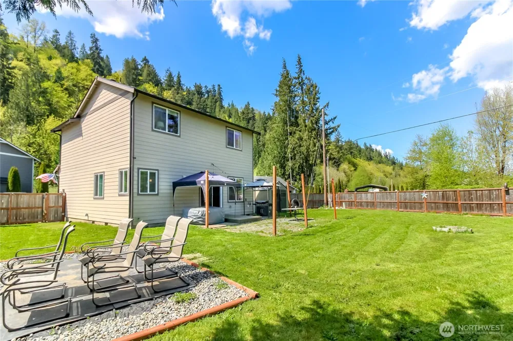 17609 146th Avenue E Orting, WA 98360