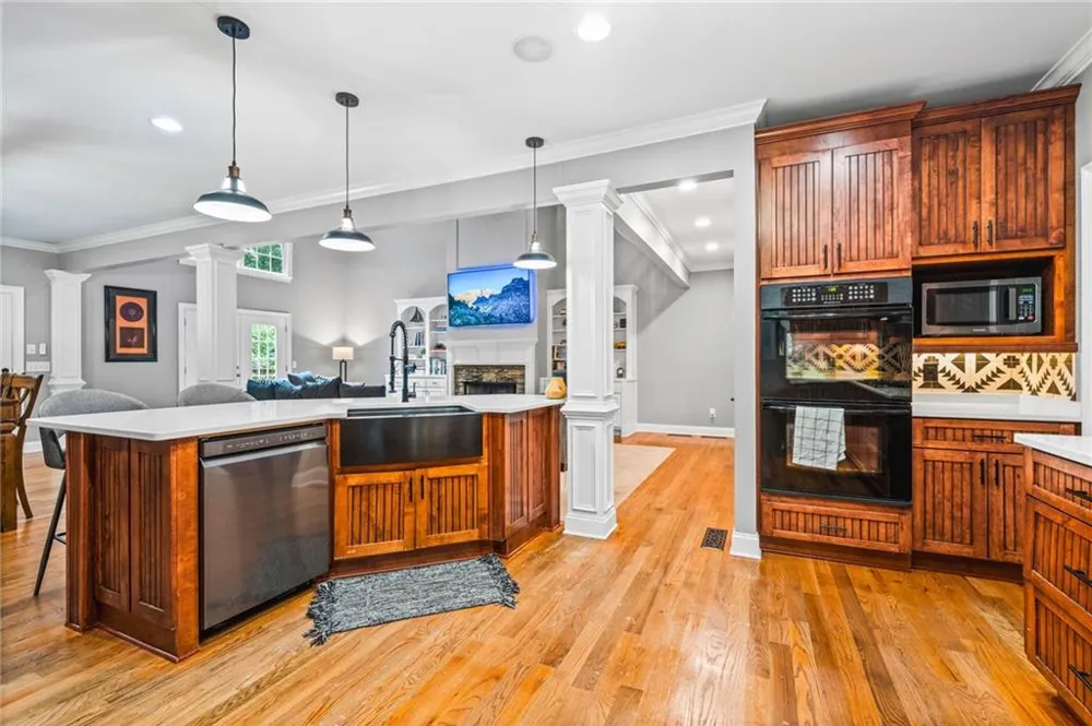 1816 Yorkshire Drive Woodstock, GA 30189
