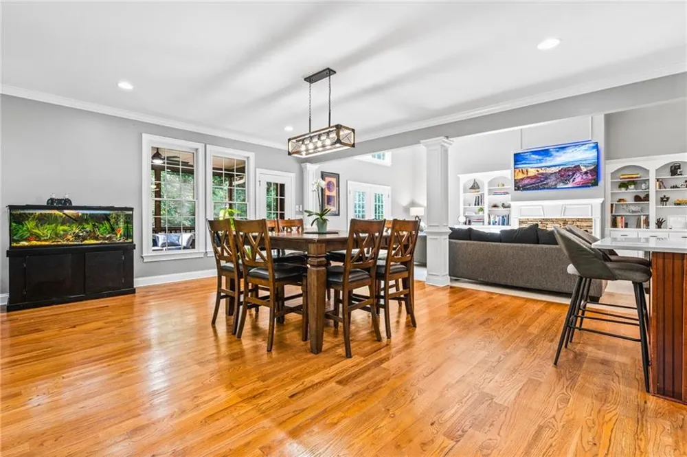 1816 Yorkshire Drive Woodstock, GA 30189