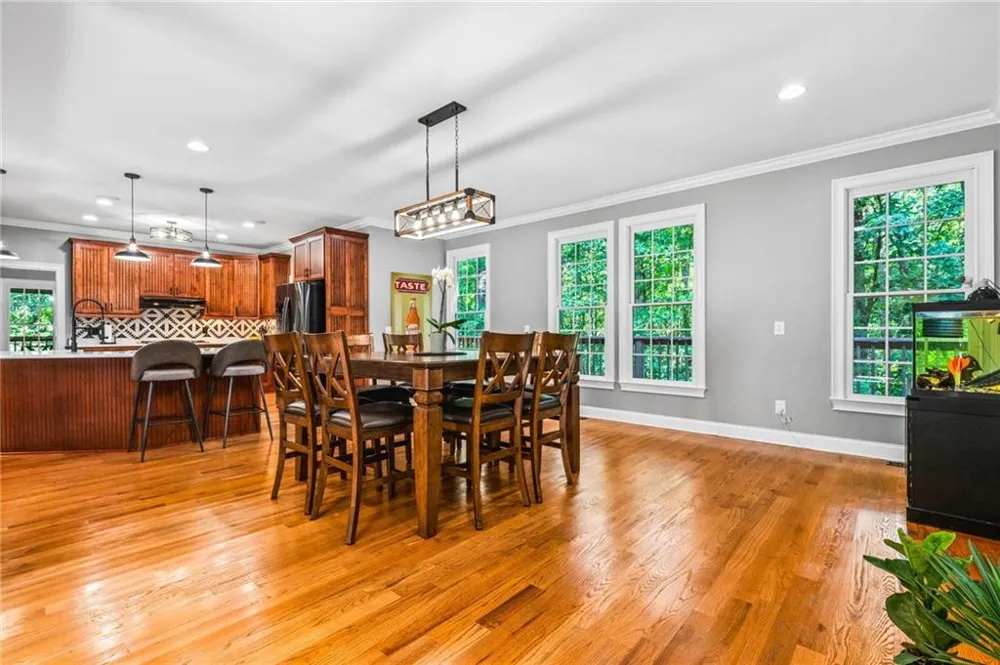 1816 Yorkshire Drive Woodstock, GA 30189