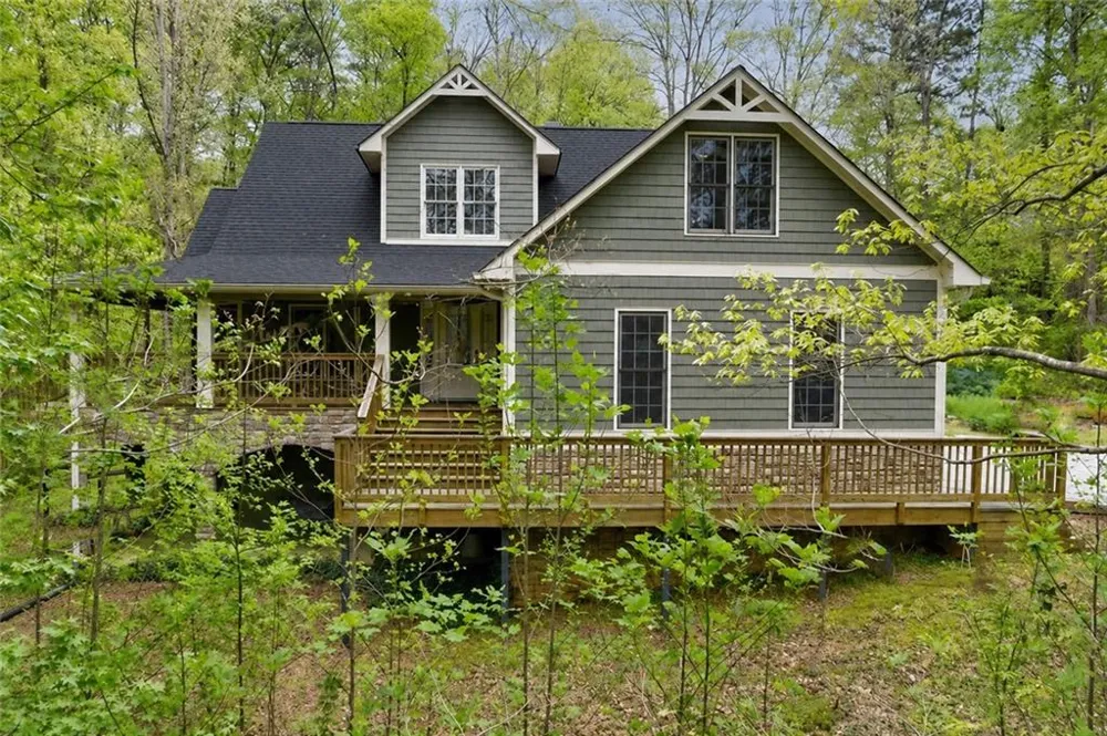 1816 Yorkshire Drive Woodstock, GA 30189