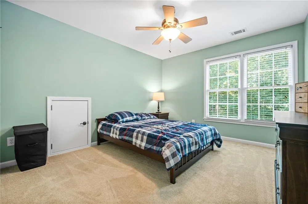 1816 Yorkshire Drive Woodstock, GA 30189