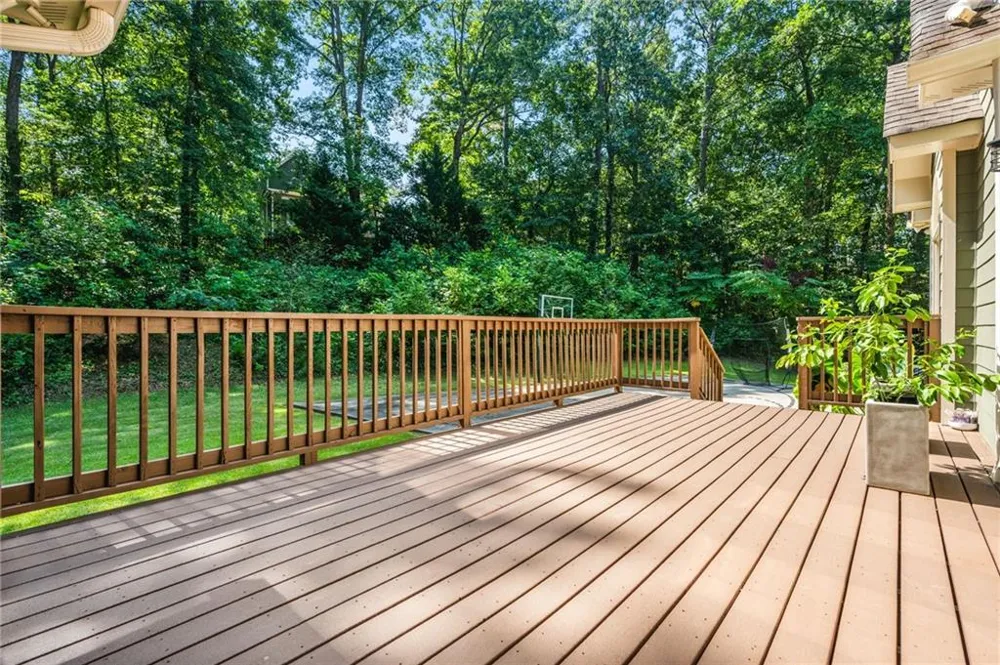 1816 Yorkshire Drive Woodstock, GA 30189