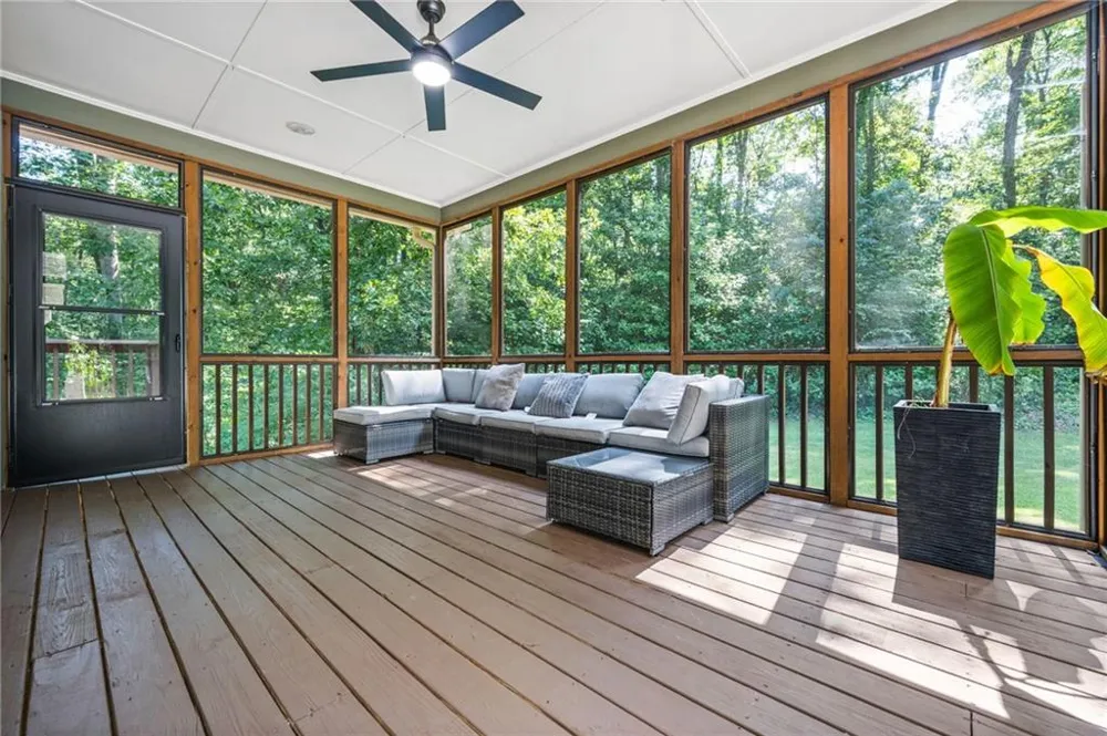 1816 Yorkshire Drive Woodstock, GA 30189