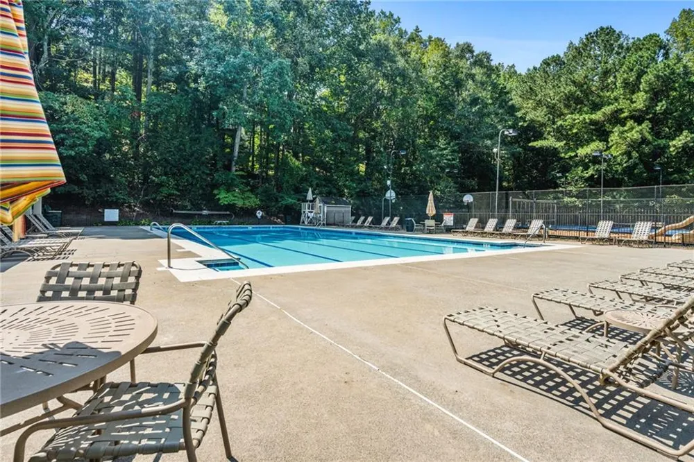 1816 Yorkshire Drive Woodstock, GA 30189