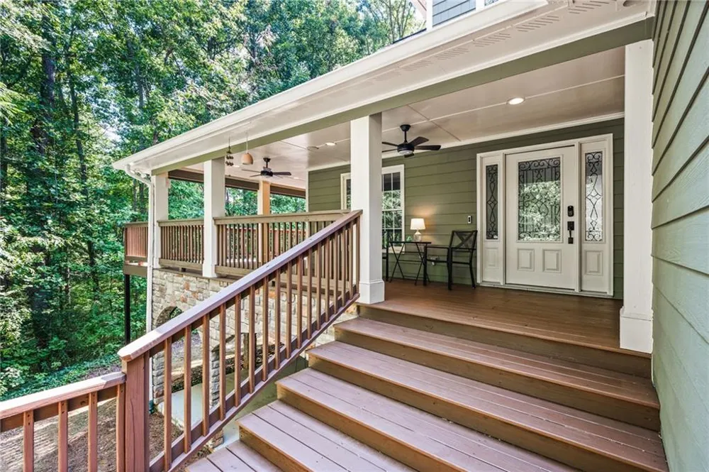 1816 Yorkshire Drive Woodstock, GA 30189