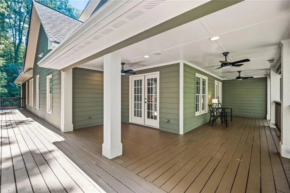 1816 Yorkshire Drive Woodstock, GA 30189
