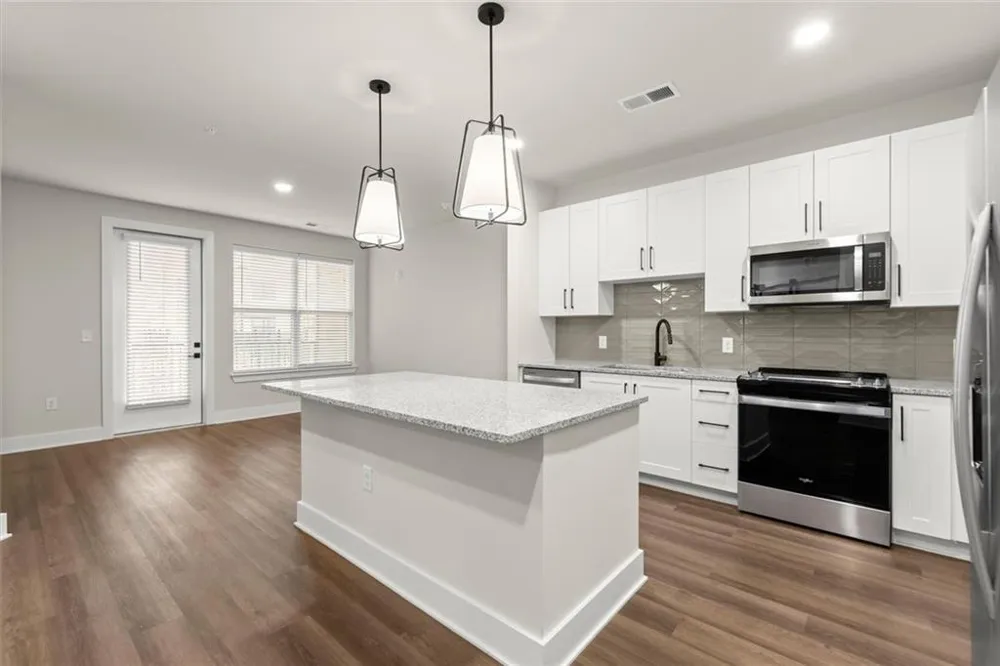 2648 Sandy Plains Road #343 Marietta, GA 30066
