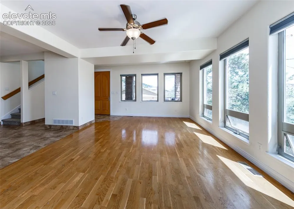 374 Hoover Lane Palmer Lake, CO 80133