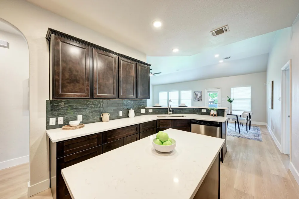 1704 Stonehaven Lane Round Rock, TX 78665