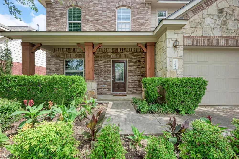 1704 Stonehaven Lane Round Rock, TX 78665