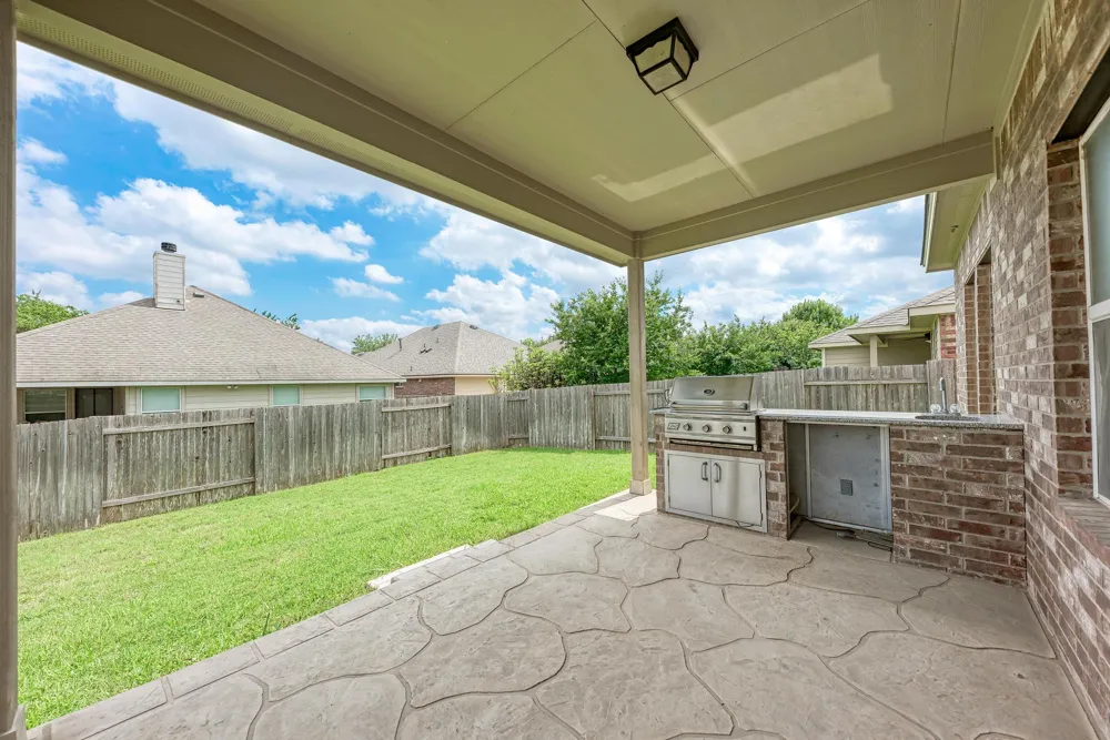 1704 Stonehaven Lane Round Rock, TX 78665
