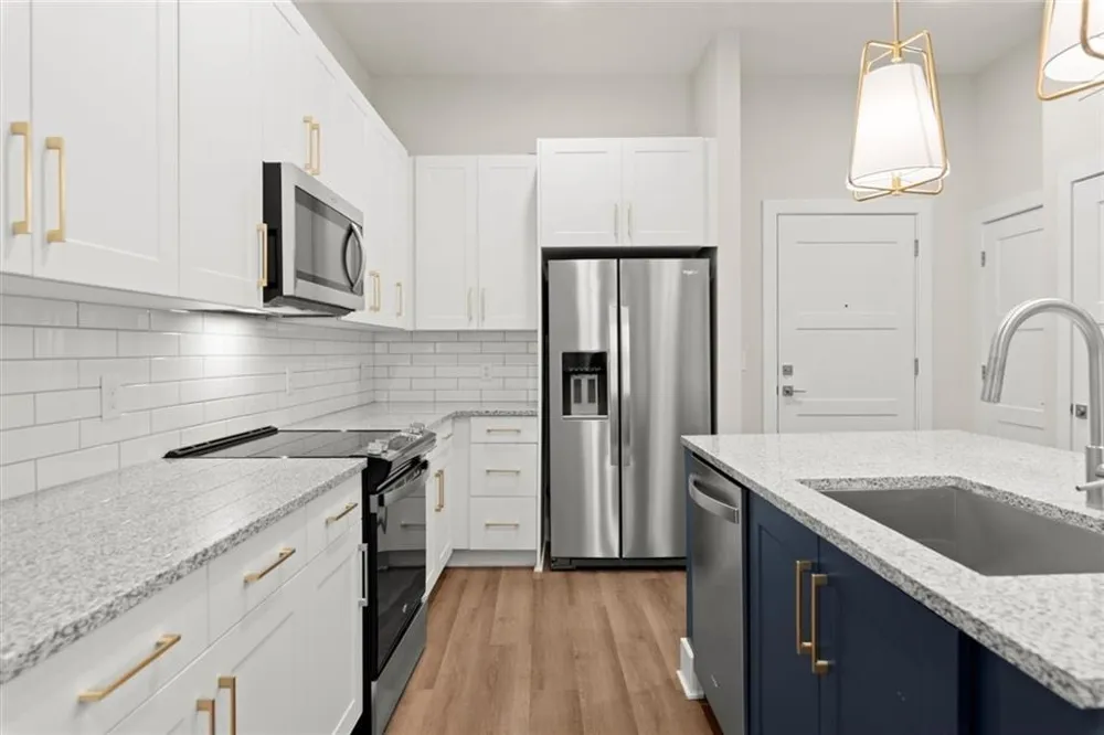 2648 Sandy Plains Road #425 Marietta, GA 30066