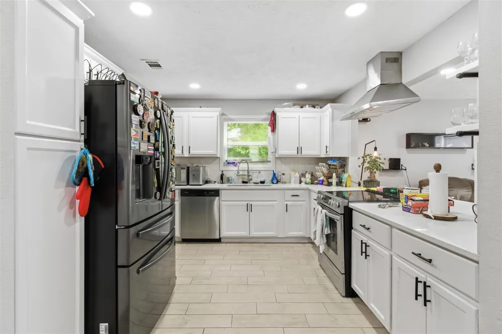 306 Center Street Pasadena, TX 77506