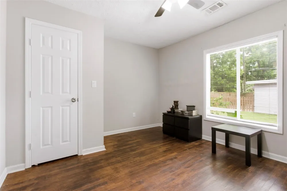 306 Center Street Pasadena, TX 77506