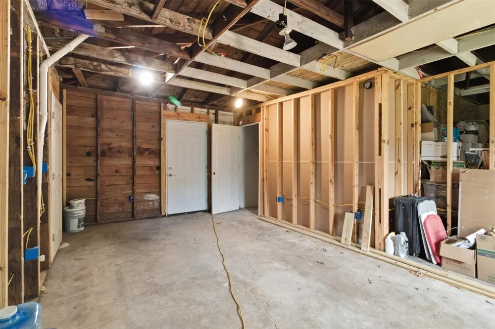 306 Center Street Pasadena, TX 77506