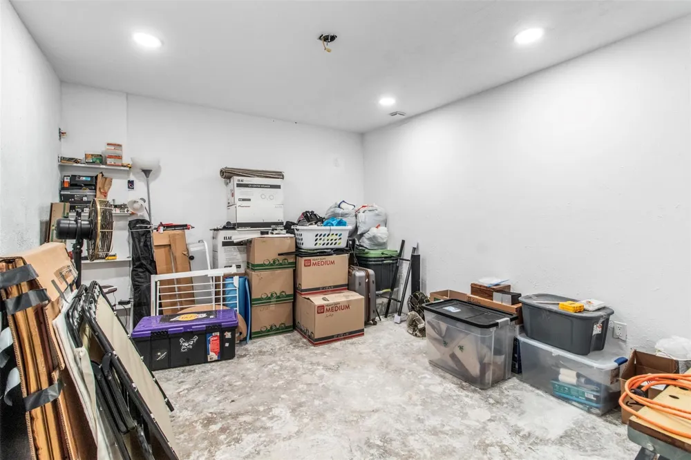 306 Center Street Pasadena, TX 77506
