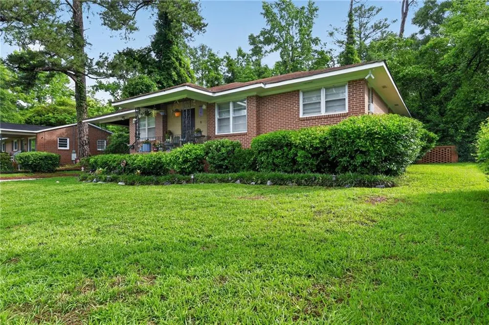 1819 Canterbury Road Macon, GA 31206