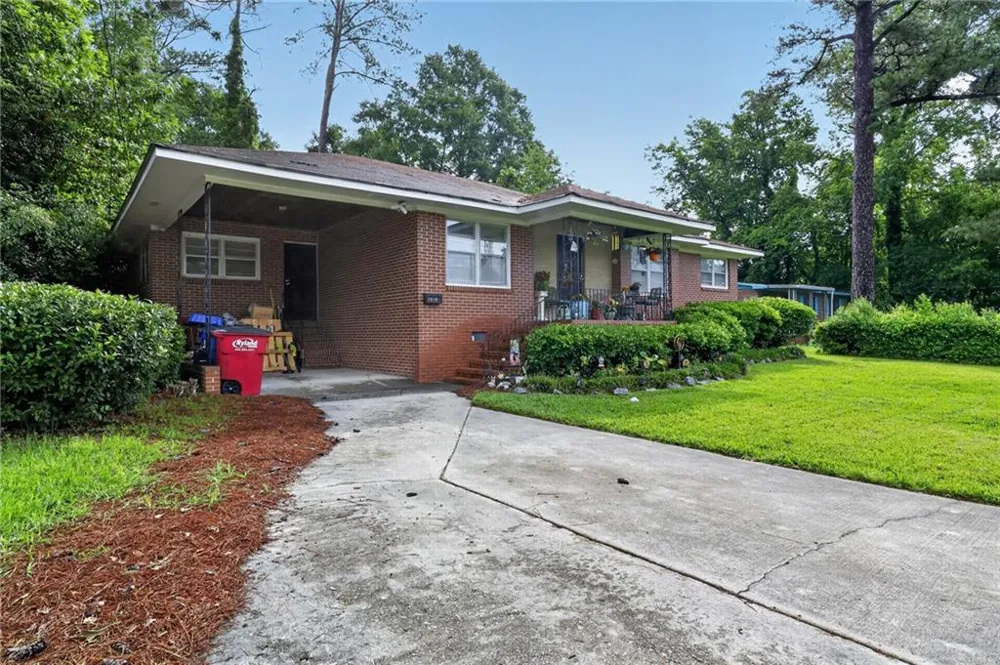 1819 Canterbury Road Macon, GA 31206