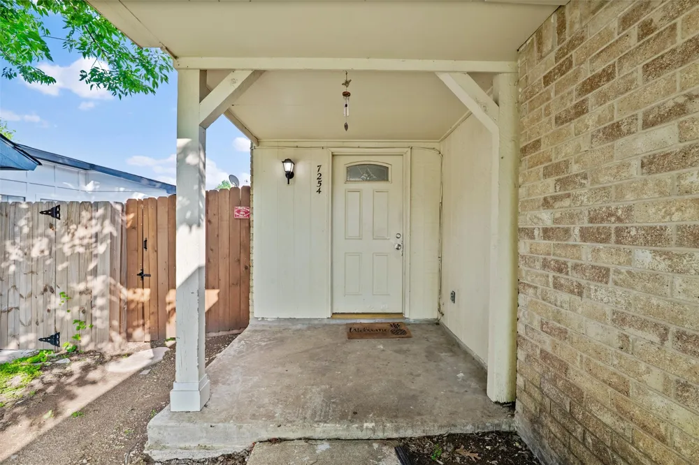 7254 Pineberry Road Dallas, TX 75249