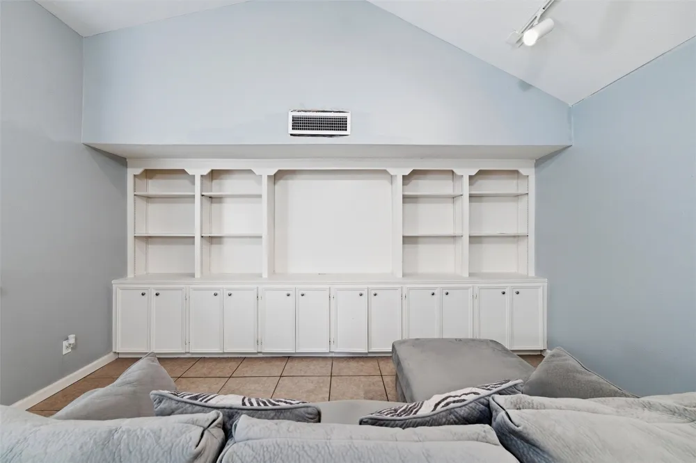 7254 Pineberry Road Dallas, TX 75249