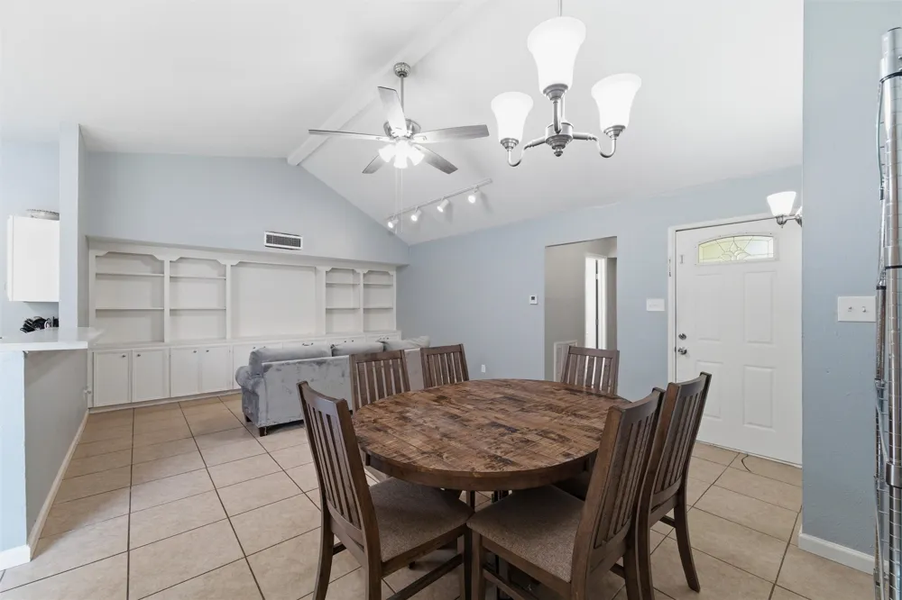 7254 Pineberry Road Dallas, TX 75249