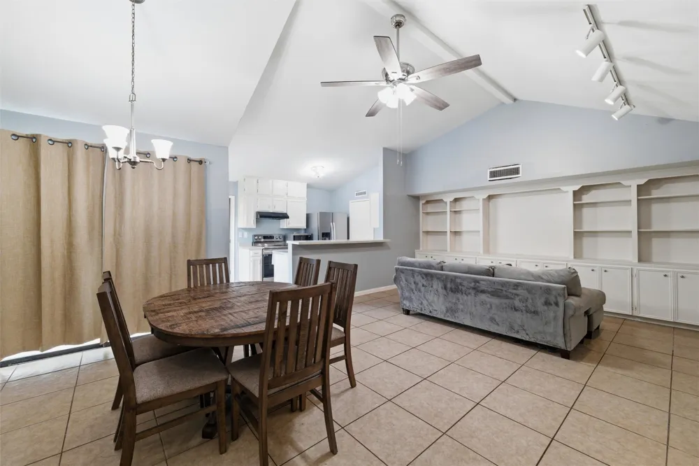 7254 Pineberry Road Dallas, TX 75249